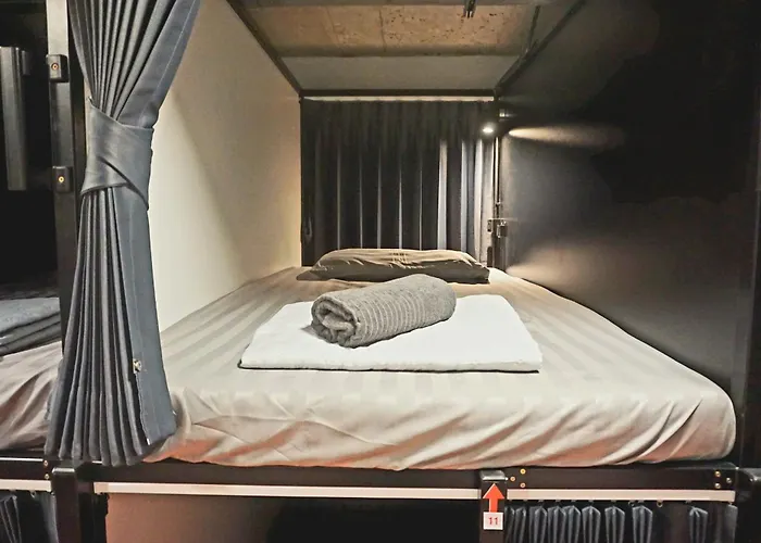 Capsule hotel Hash Capsule Silom Soi 3 Bangkok