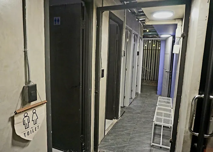 Capsule hotel Hash Capsule Silom Soi 3 *